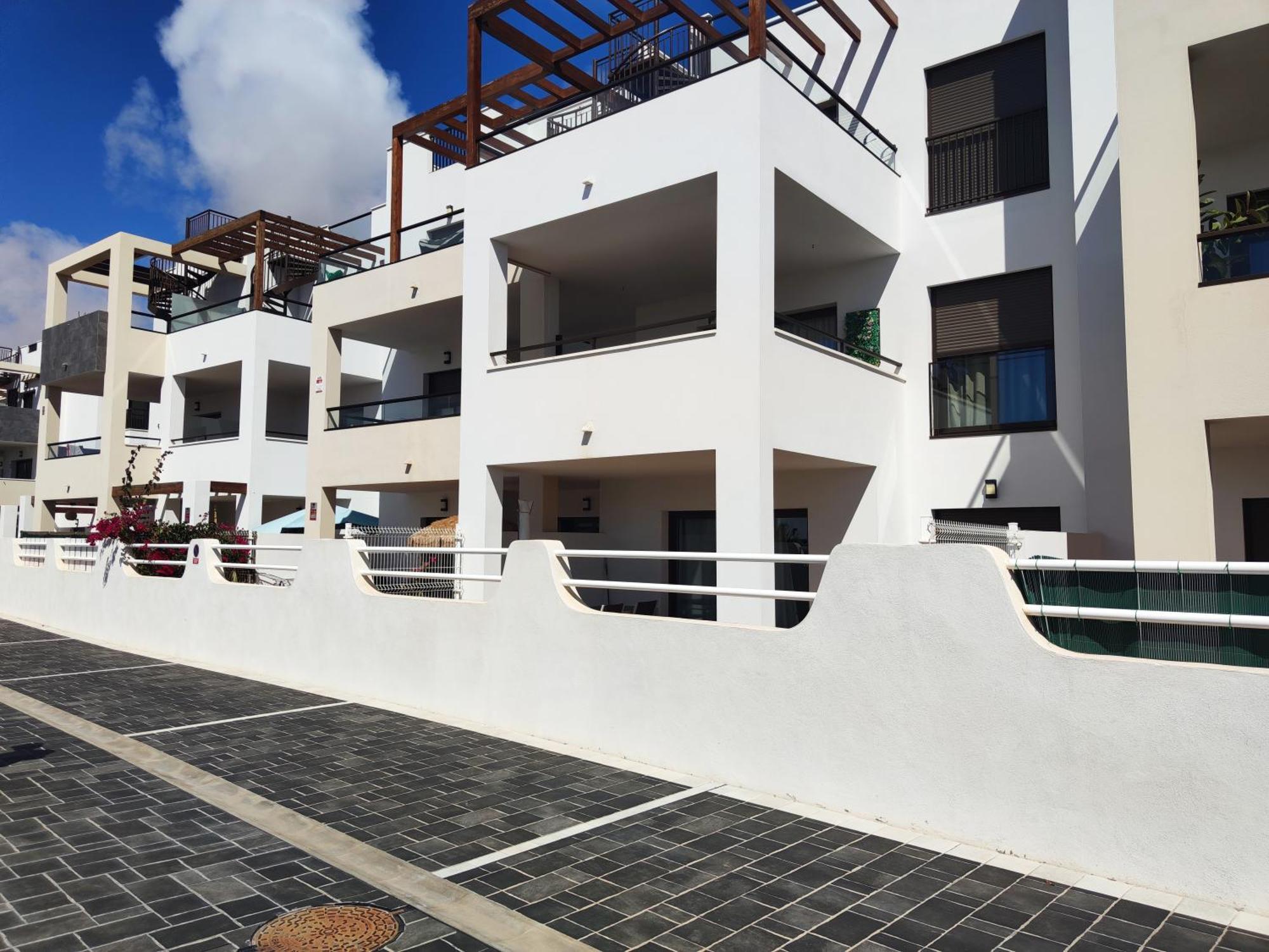 Serene Luxury Apartment With Pool - Viento Azul Antigua  Buitenkant foto